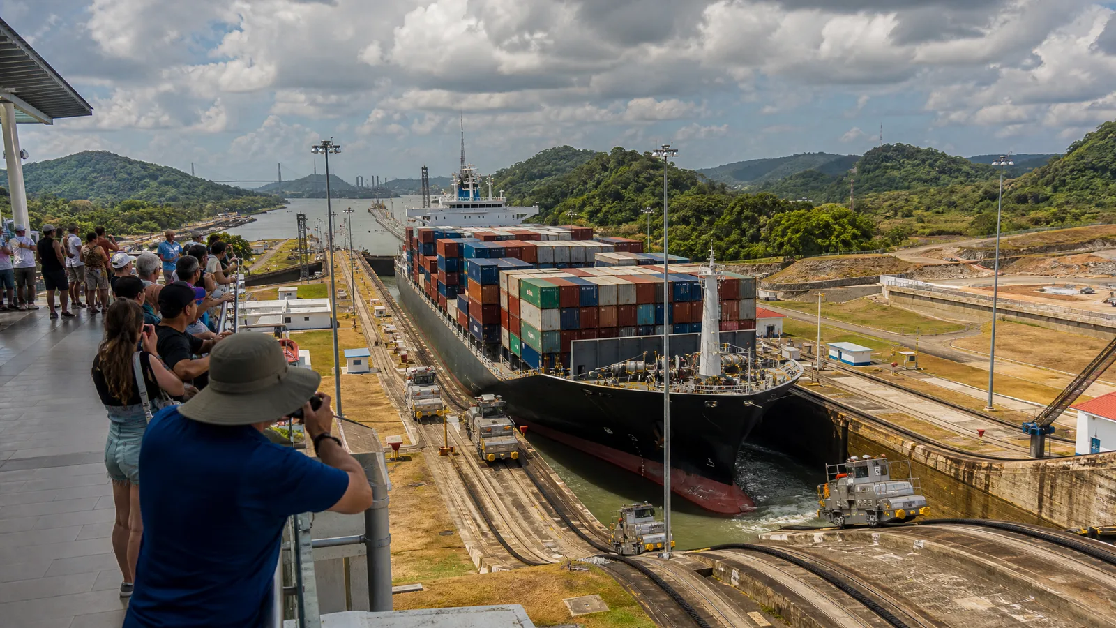 El Canal de Panamá y Gamboa: ingeniería y selva en un día