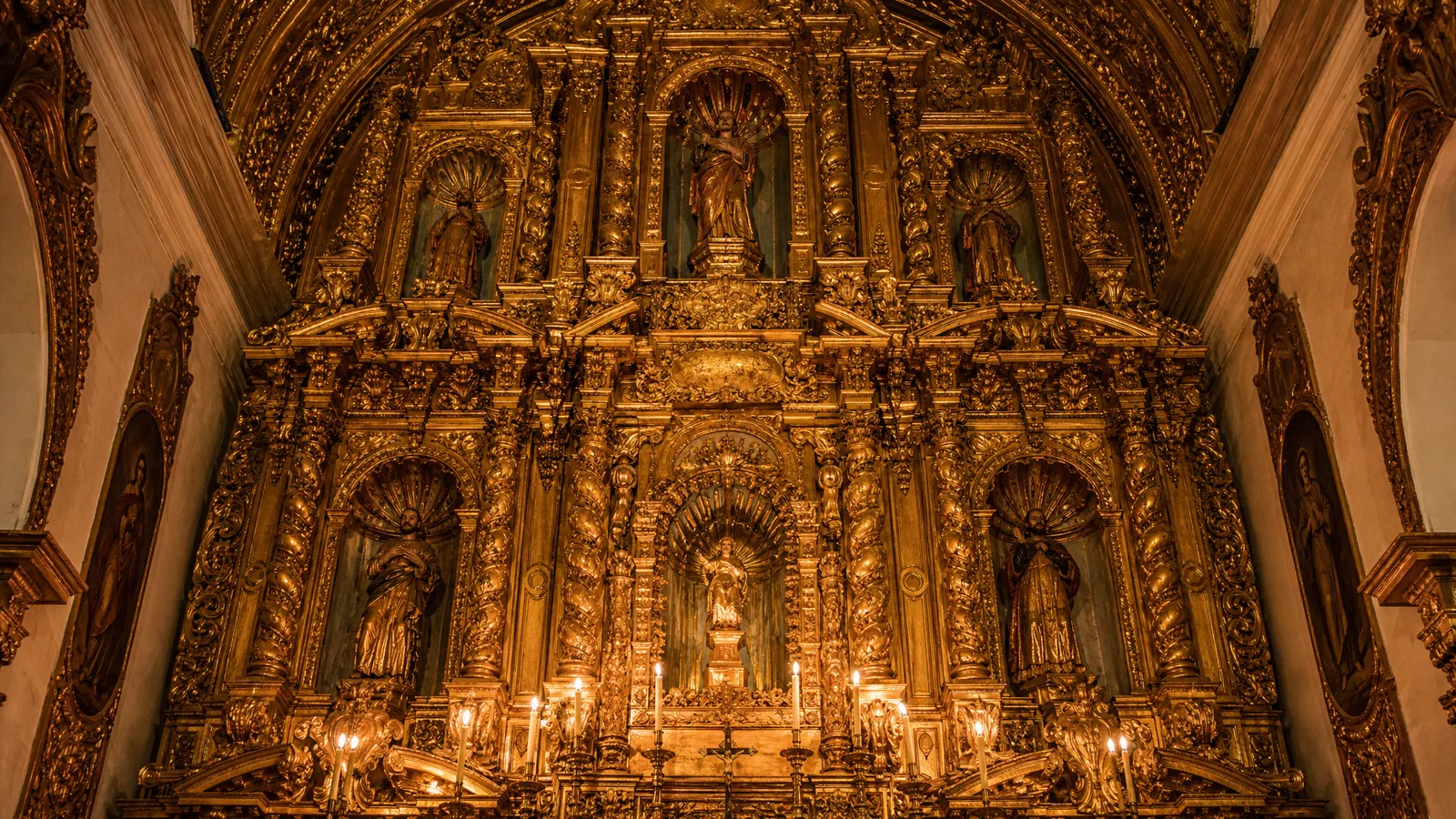 El Altar de Oro de la Iglesia de San José